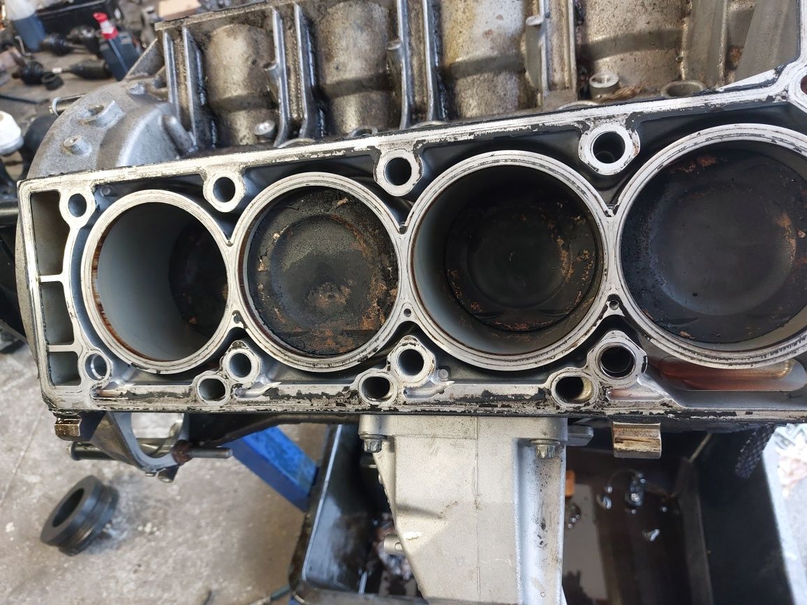 M157 AMG V8 silnik mercedes 157 5,5L 63 AMG