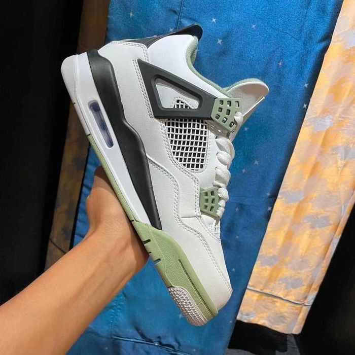 Jordan_4_Retro_Seafoam Biegania / R.43