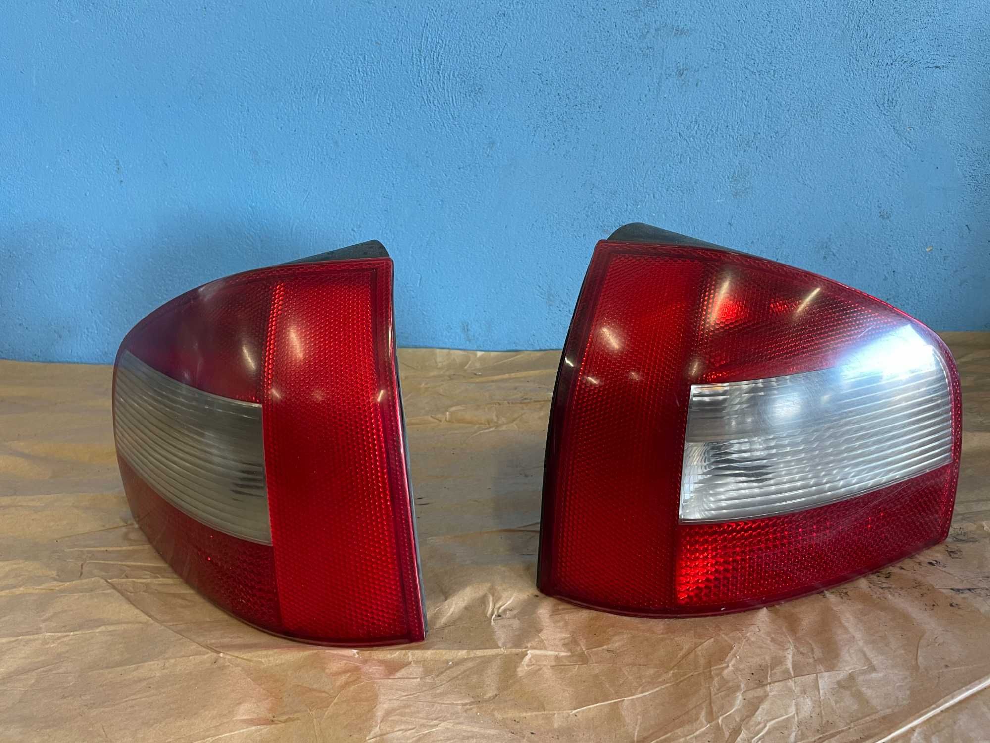 Lampa tylna tył prawa / lewa Audi A38L Lift EU