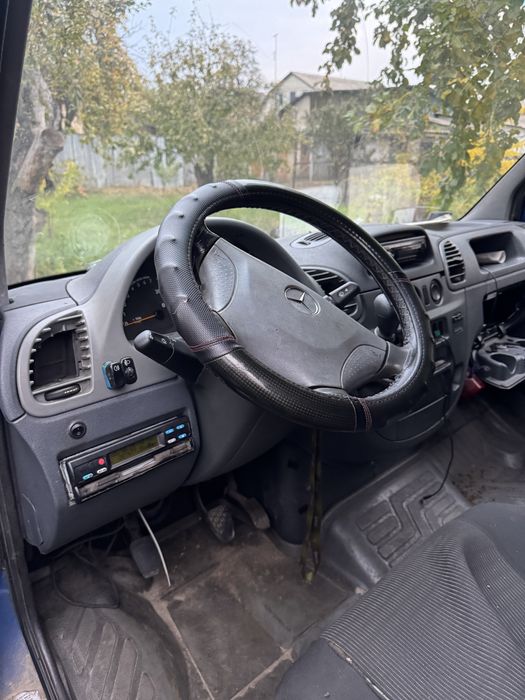 Спрінтер, пасажир 19 місць нерозмитнений