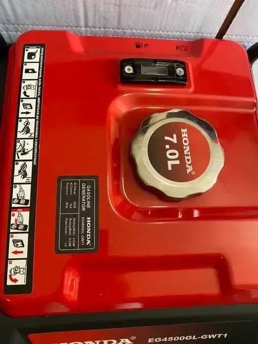 Інверторний генератор HONDA 4.5 кВт бензиновий, мідна обмотка.