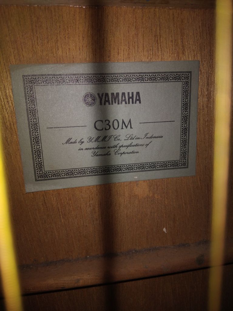 Gitara klasyczna Yamaha C30M + stojak