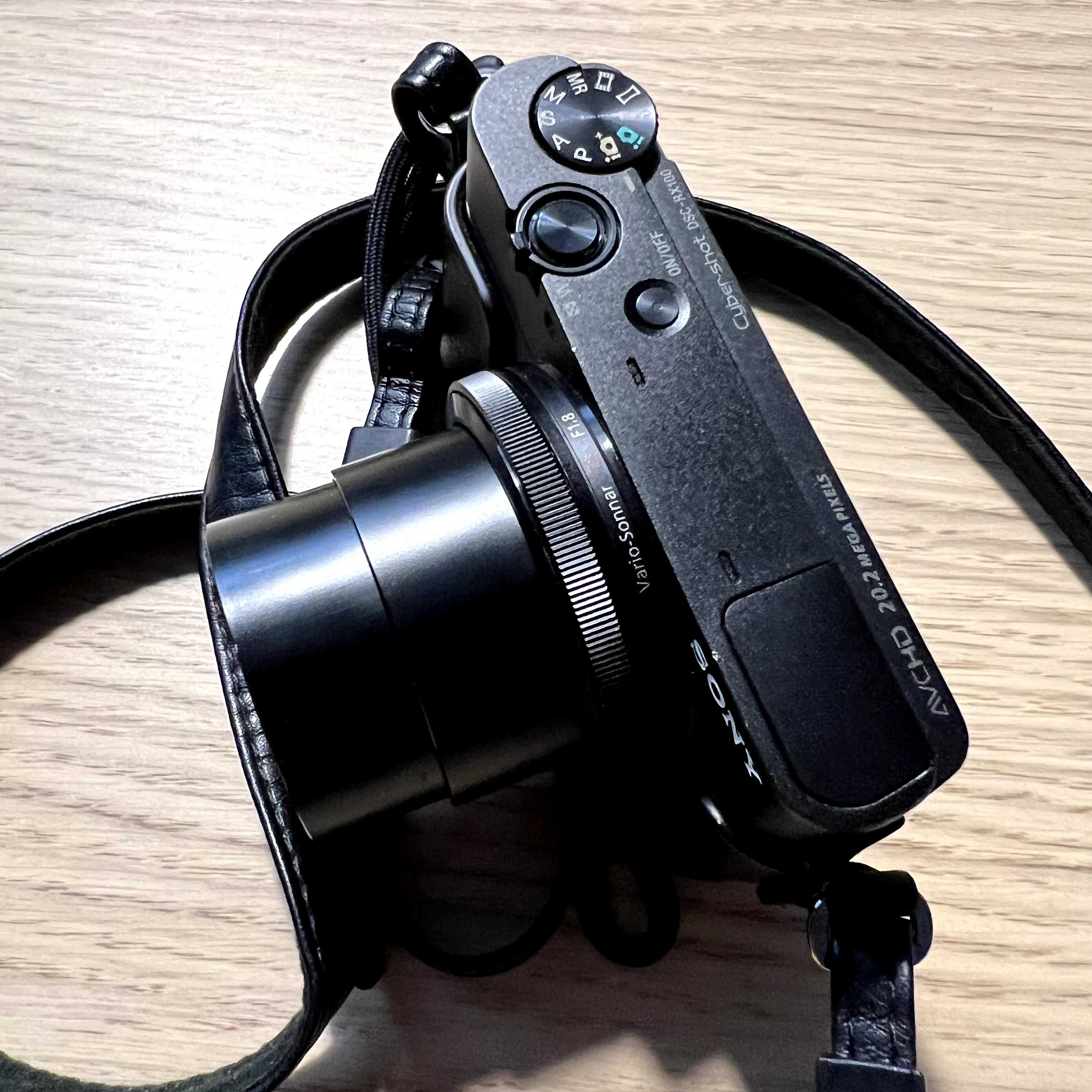 Sony Cyber-shot DSC-RX100 Czarny