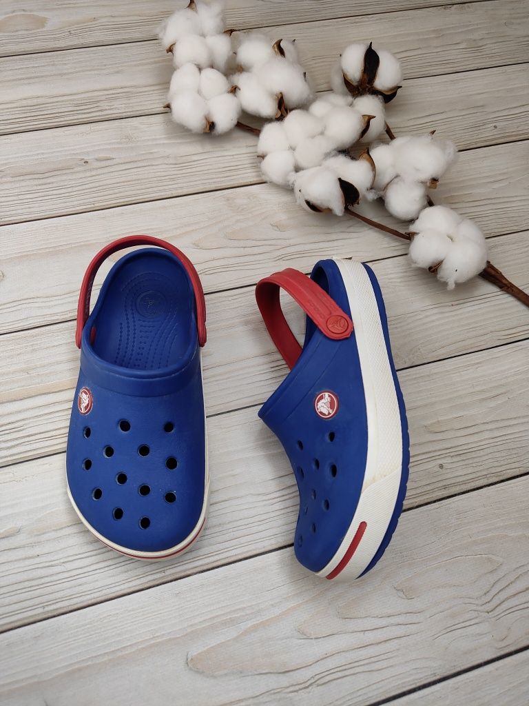 Босоніжки, сандалі crocs 13