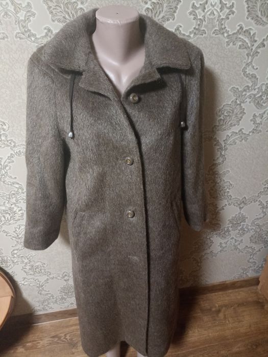 Пальто жіноче демисезоне