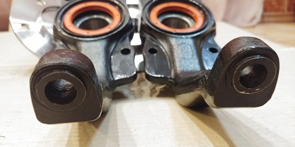 Усиленный ступичный узел на ВАЗ 2121-21213 Нива и 2123 Шевроле .