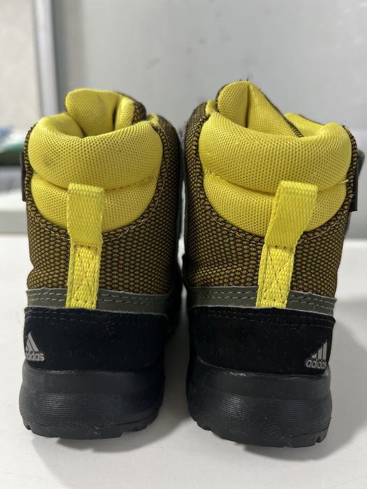 Дитячі черевики Adidas