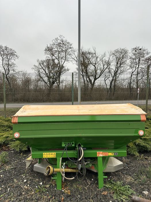 Продам розкидач міндобрив AMAZONE