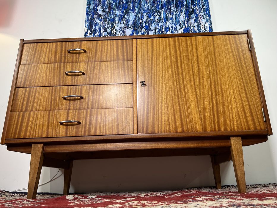Komoda PRL Violetta 1039 Leśniewski lata 60. mat vintage renowacja