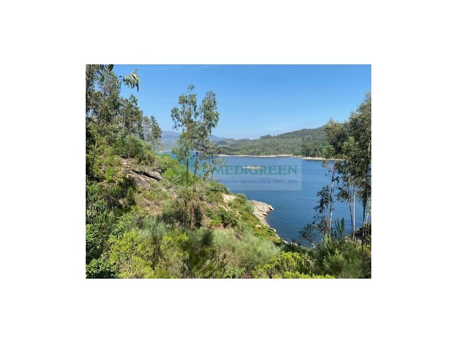 Terreno Na Barragem De Ribeiradio - Couto De Esteves- Sever Do Vouga