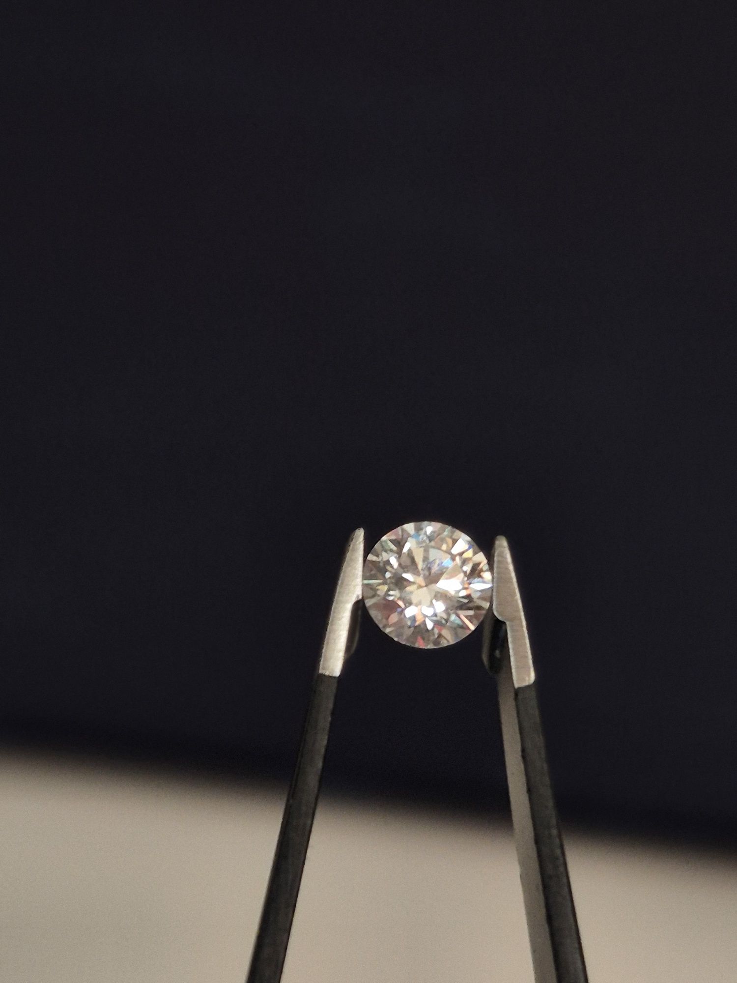 Diament szlif brylant 0,5 ct D VVS2 Ideal