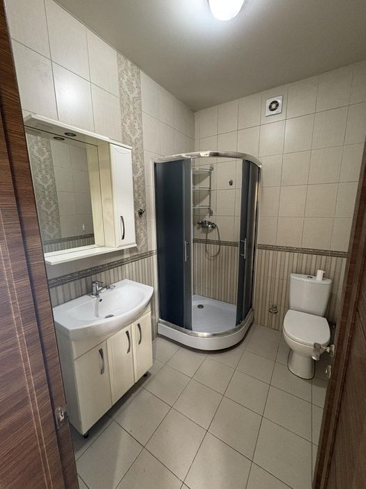 Сдам отличный дом 4 к 150 м Киевский район, можно с собакой большой !
