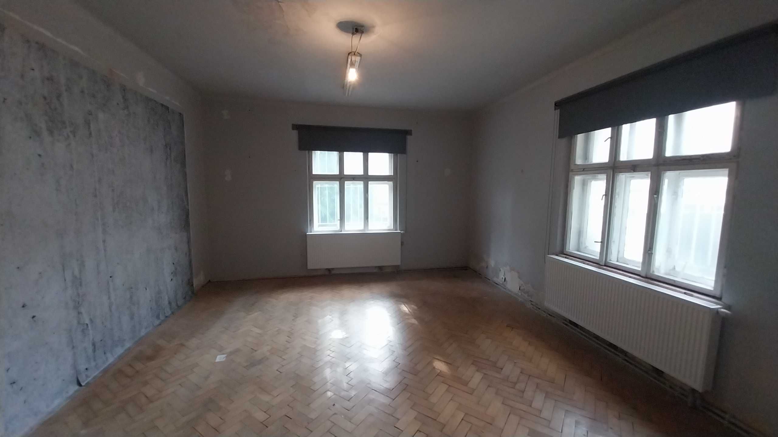 Dom 100m2 na usługi, serwis, pracownię itp ok Wielickiej do wynajęcia.