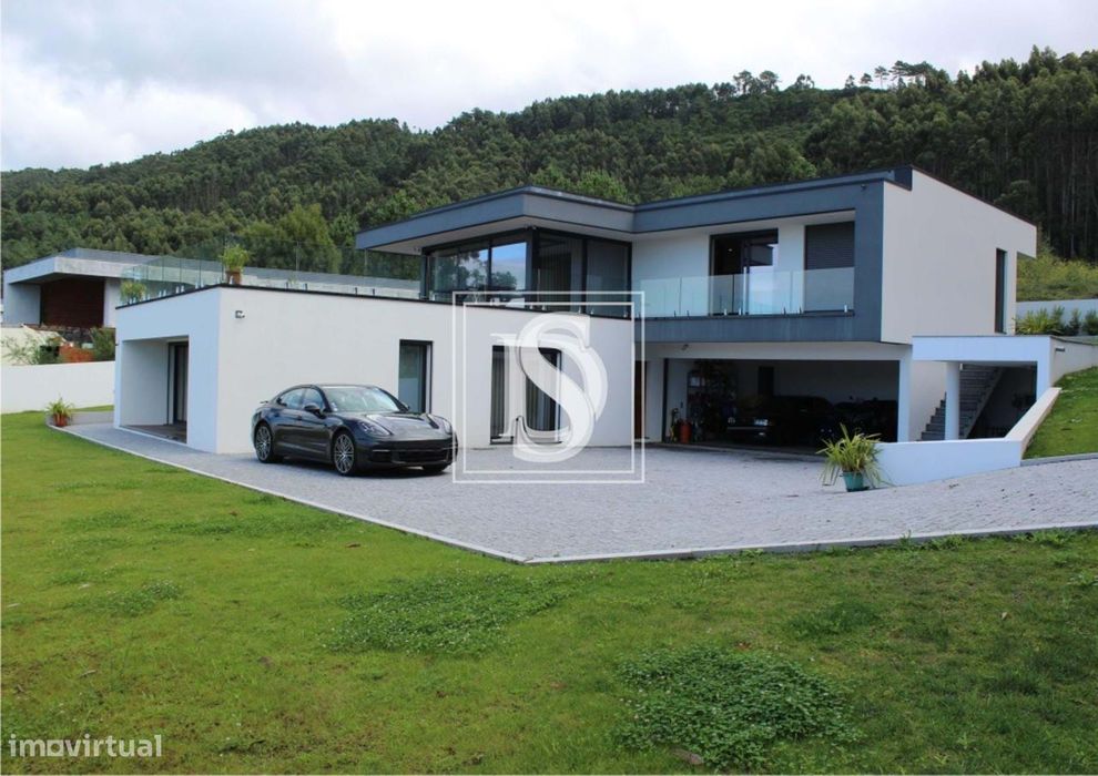 Moradia Isolada T6 Viana Castelo