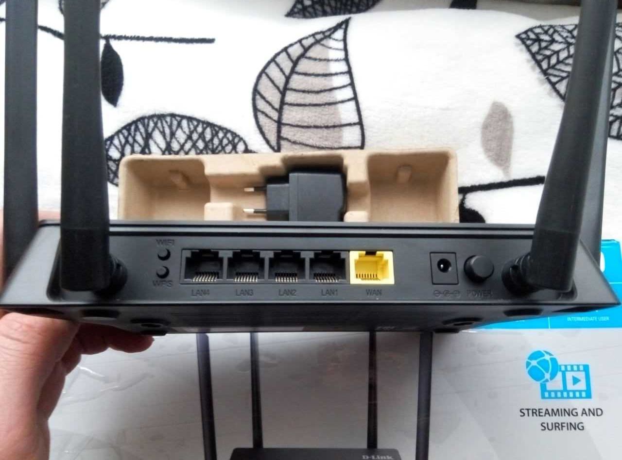 Роутер Wi-Fi маршрутизатор D-Link DIR-822 AC 1200