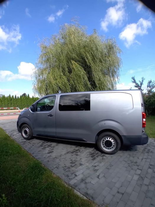 Opel Vivaro 6 osobowy brygadówka
