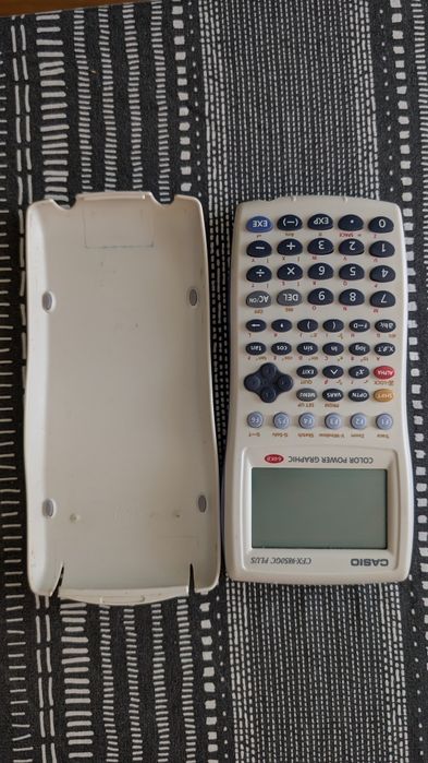 Calculadora gráfica CFX-9850GC PLUS para peças