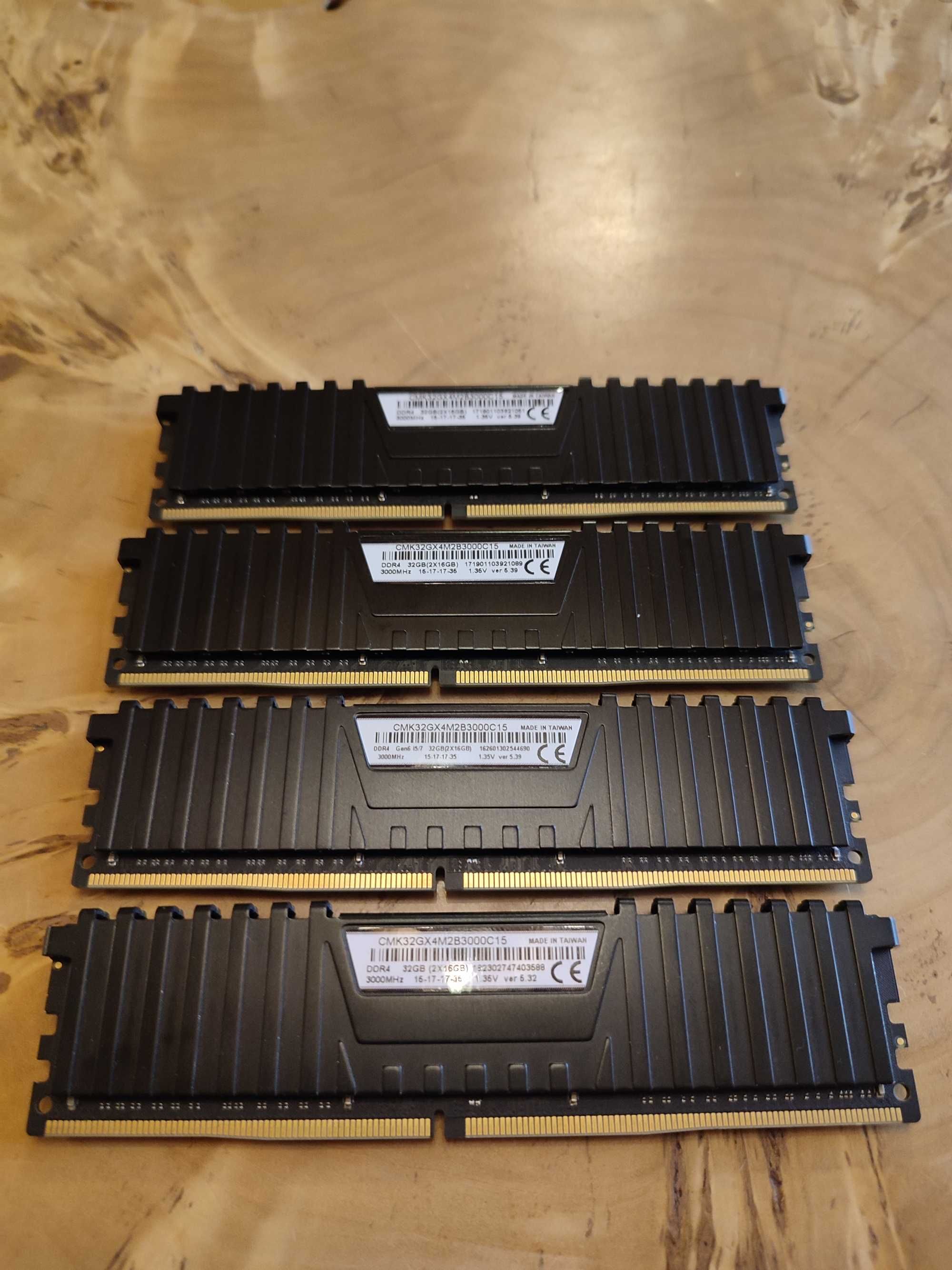 Оперативна пам'ять ОЗУ Corsair Vengeance LPX 16 GB DDR4 3000 MHz