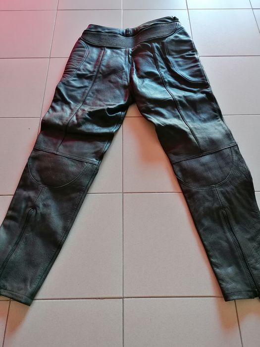 Calças Dainese em cabedal