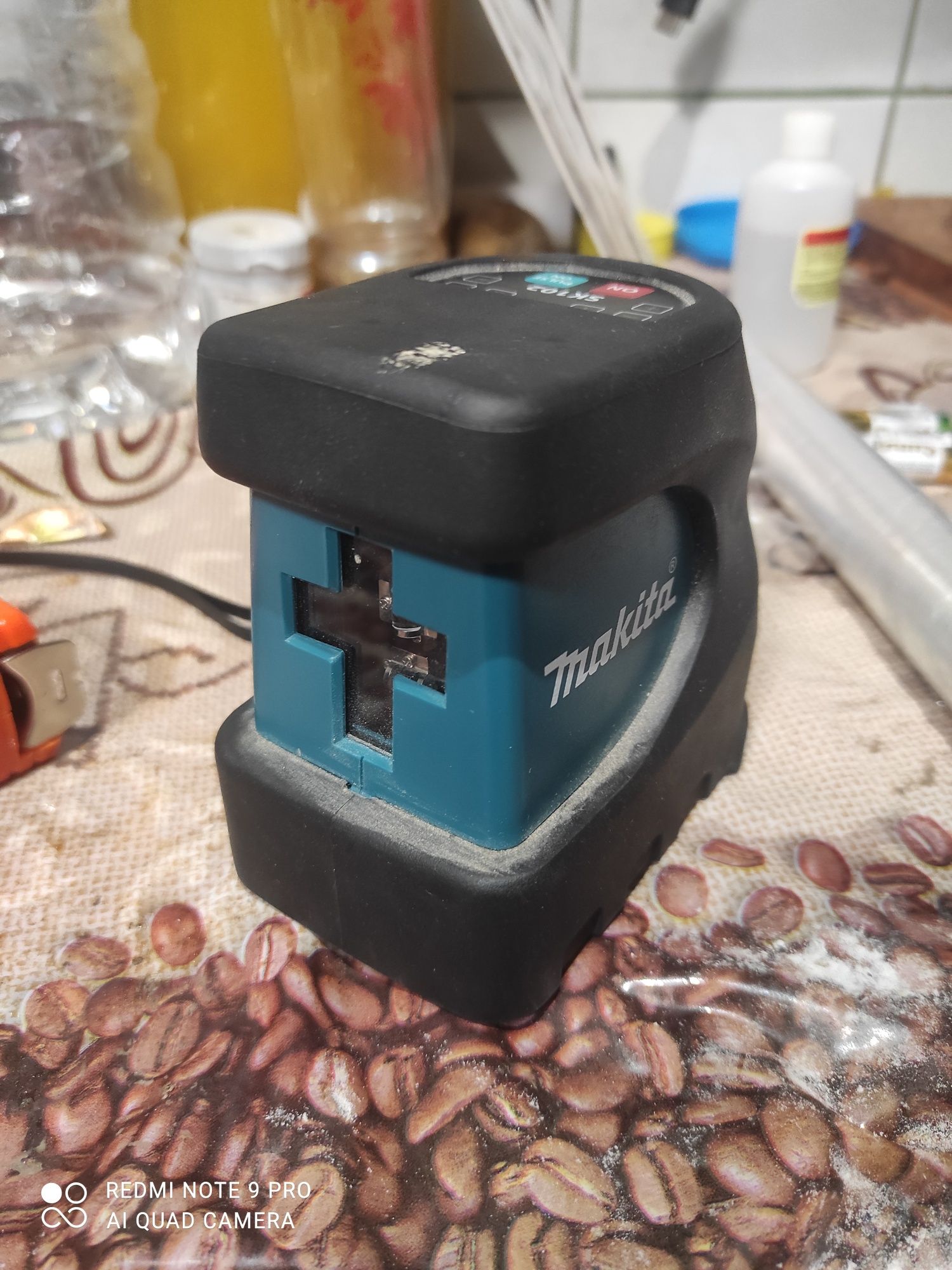 Лазерний рівень Makita sk 102 z