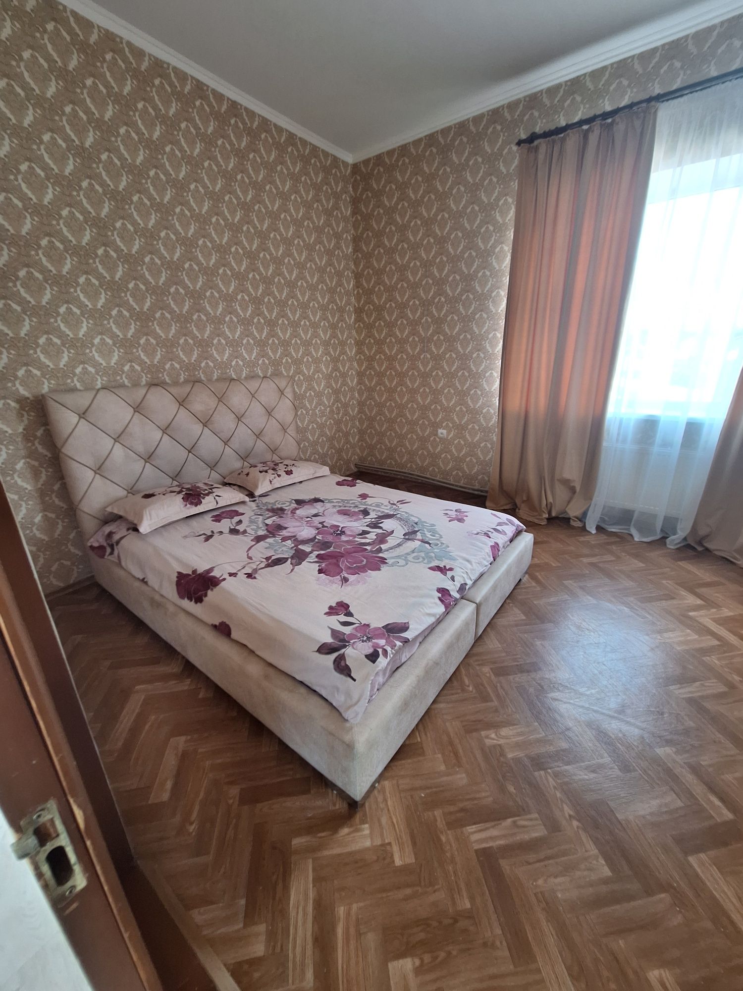Сдам дом 2ух эт 200м2 4 комнаты