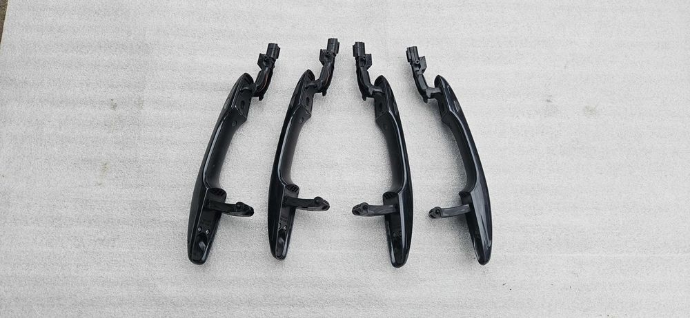 Volvo xc60 xc90 v90 s90 s60 v60  Дверные ручки  31378247 31378246