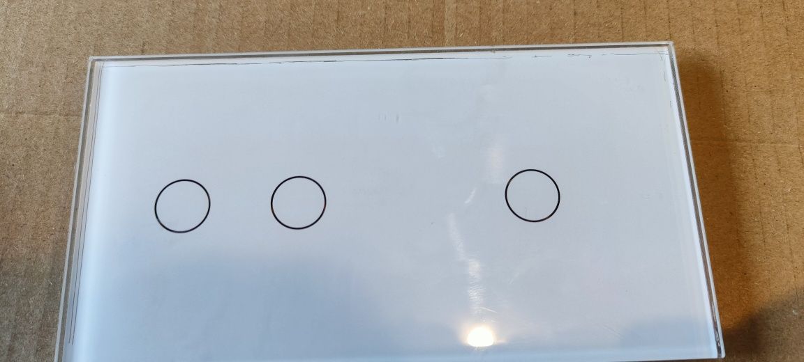Panel szklany włącznika Livolo 2+1