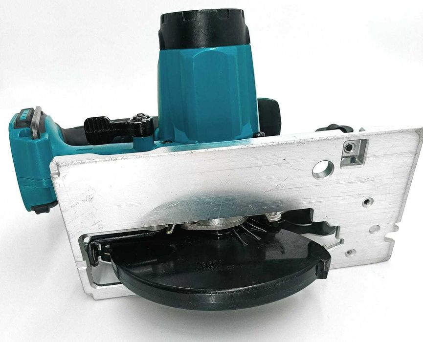 Piła tarczowa Makita DSS611Z Akumulatorowa 18V 165mm Pilarka Body