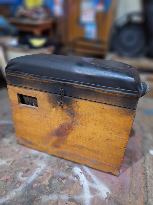 Ящик рыбаловный.