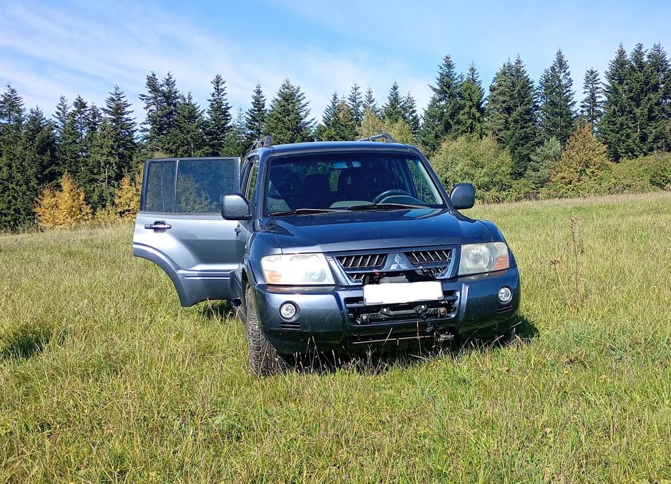 Mitsubishi Pajero mitsubishi pajero 3.2 d wersja Dakar