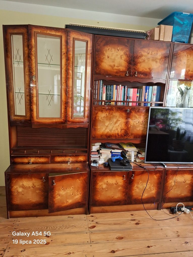 MEBLE pokojowe kalwaryjskie lakierowane ZA DARMO