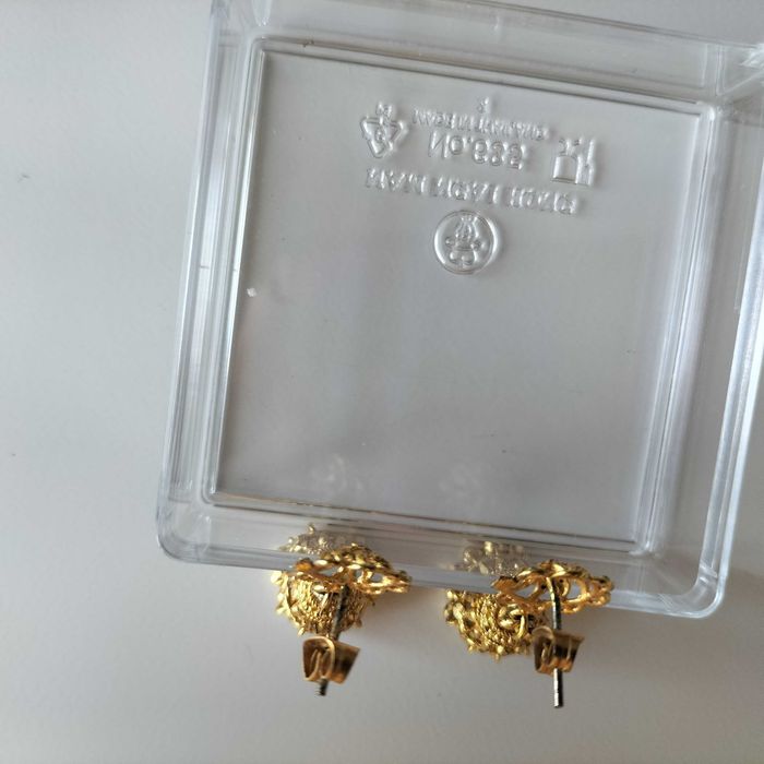 Brincos Indianos NOVOS, metal dourado