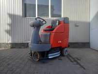 Profesjonalna szorowarka Hako B 750 R 2549 h