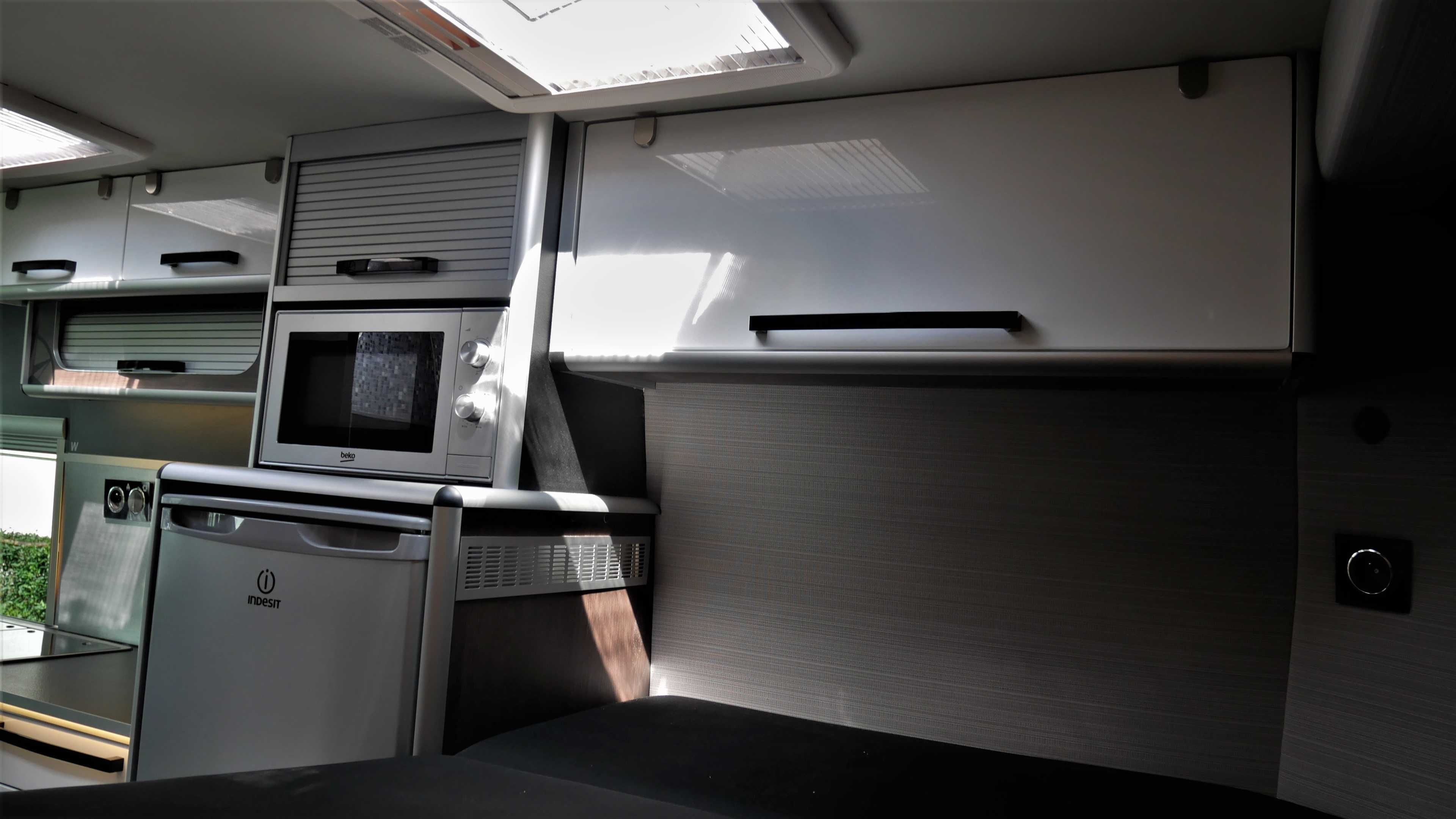 Campervan Fiat Ducato 2011 r. 3.0 diesel, 4 osobowy, kamper