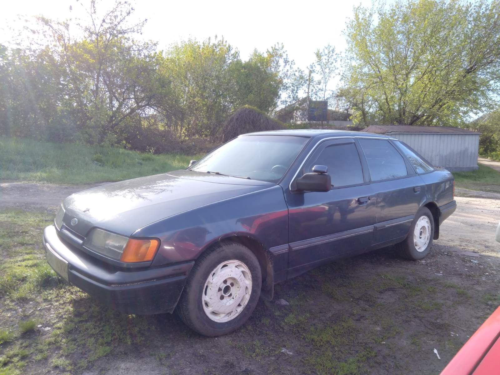 Автомобиль Ford Scorpio 1986