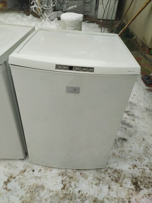 Міні-холодильник Beko TSE1402, 85см та 50+ інших барних холодильників