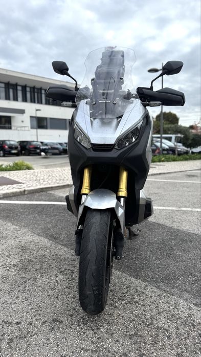 Honda X-ADV 750 + Topcase