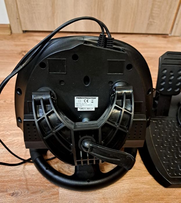 Kierownica gamingowa THRUSTMASTER TMX