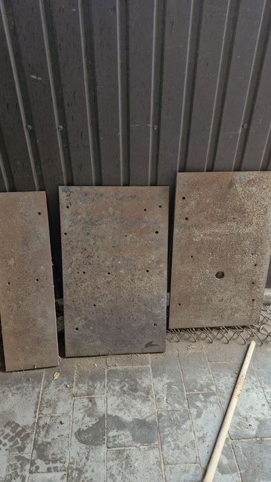 Плита металічна, стіл фуганка.