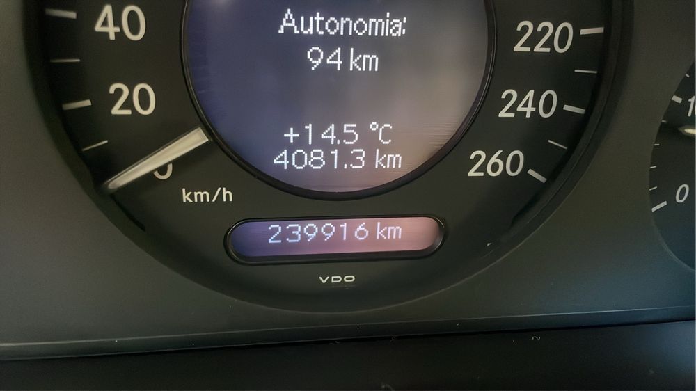 Oportunidade Mercedes E220Cdi