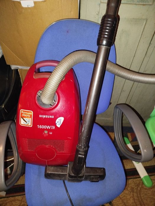 Пилесос Samsung 1600w