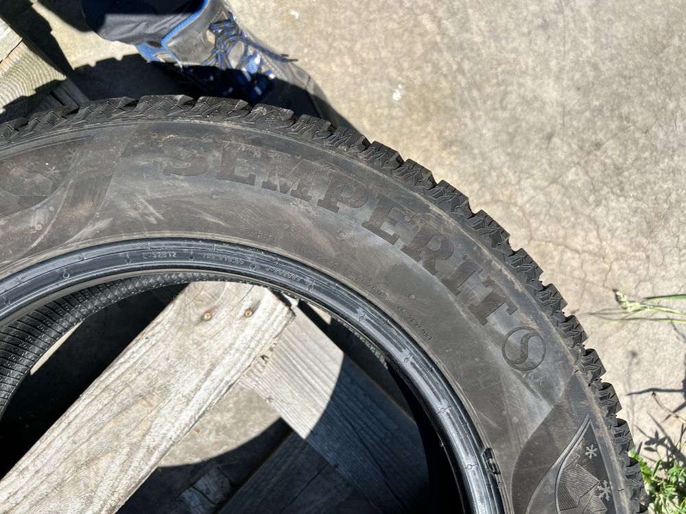 4xopona zimowa SEMPERIT w rozmiarze 185/65 R15