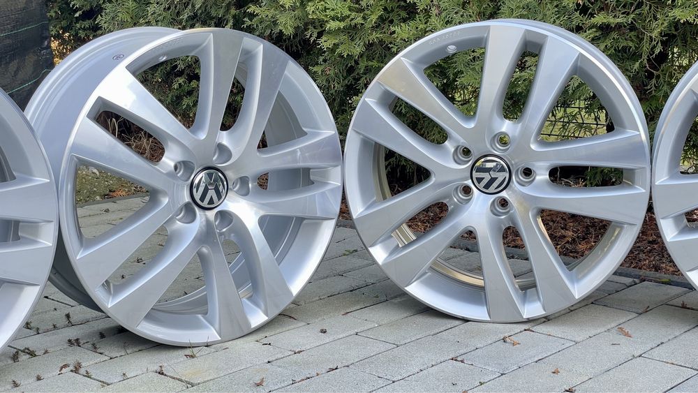 Felgi 5x112 18 VW Nowe pasują do VW Audi Merc Skoda i inne..