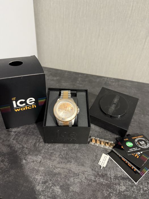 Продам наручний годинник