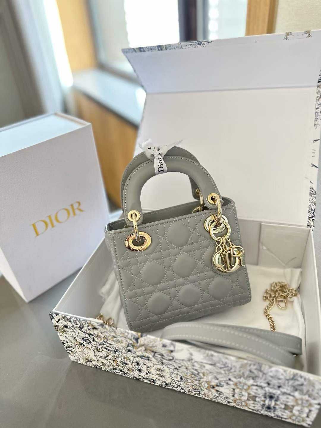 Torebka damska elegancka Dior 602-27