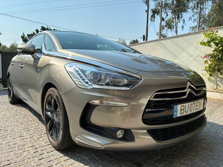 DS5 2.0 HDi Hybrid4 Sport Chic 152mKm 200cv