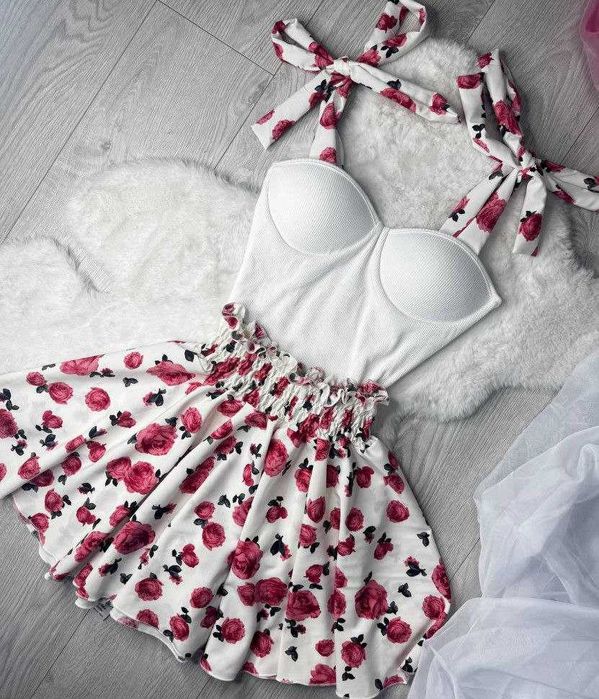 Komplet damski. Tkanina: lekki soft i prążkowany materiał. Top!!!