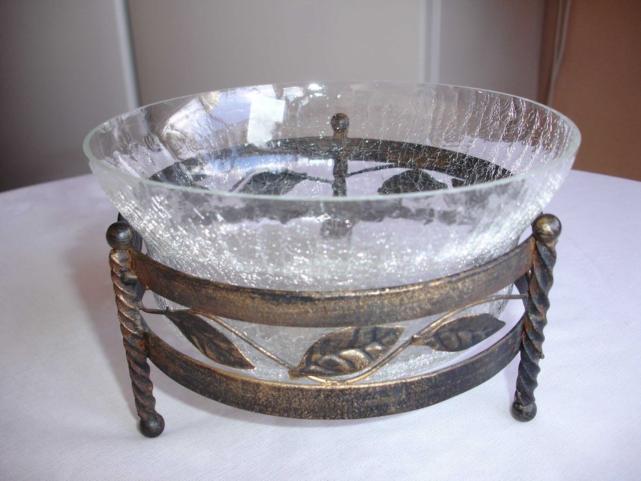 Ваза на кованном основании - ОТЛИЧНЫЙ ПОДАРОК!