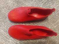 Buty do wody, rozm. 33/34 Dekathlon, jak nowe