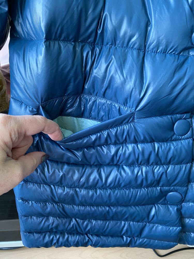 Курточка пуховик легкая XL размер